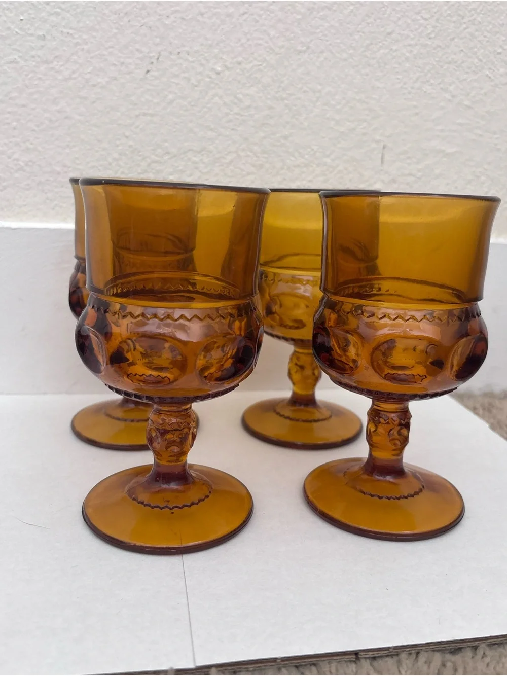 Vintage Amber Glass Goblet Set - 4-Piece Decorative Wine Glasses
